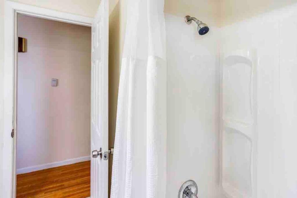 {Hot Tub In Ranch} Mins To Airport/Uofr/Strng/Dwtn Vila Rochester Exterior foto