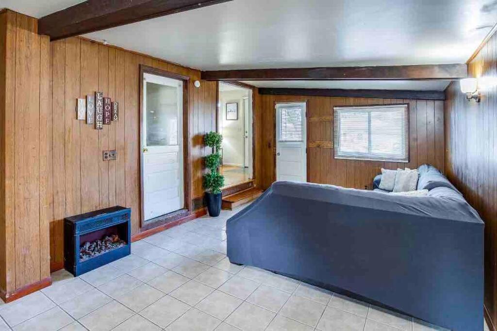 {Hot Tub In Ranch} Mins To Airport/Uofr/Strng/Dwtn Vila Rochester Exterior foto